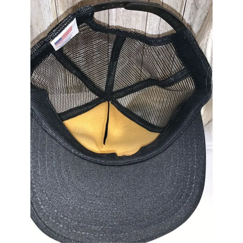 ‎Vintage OZARKS Black Neon Graphic Trucker Hat